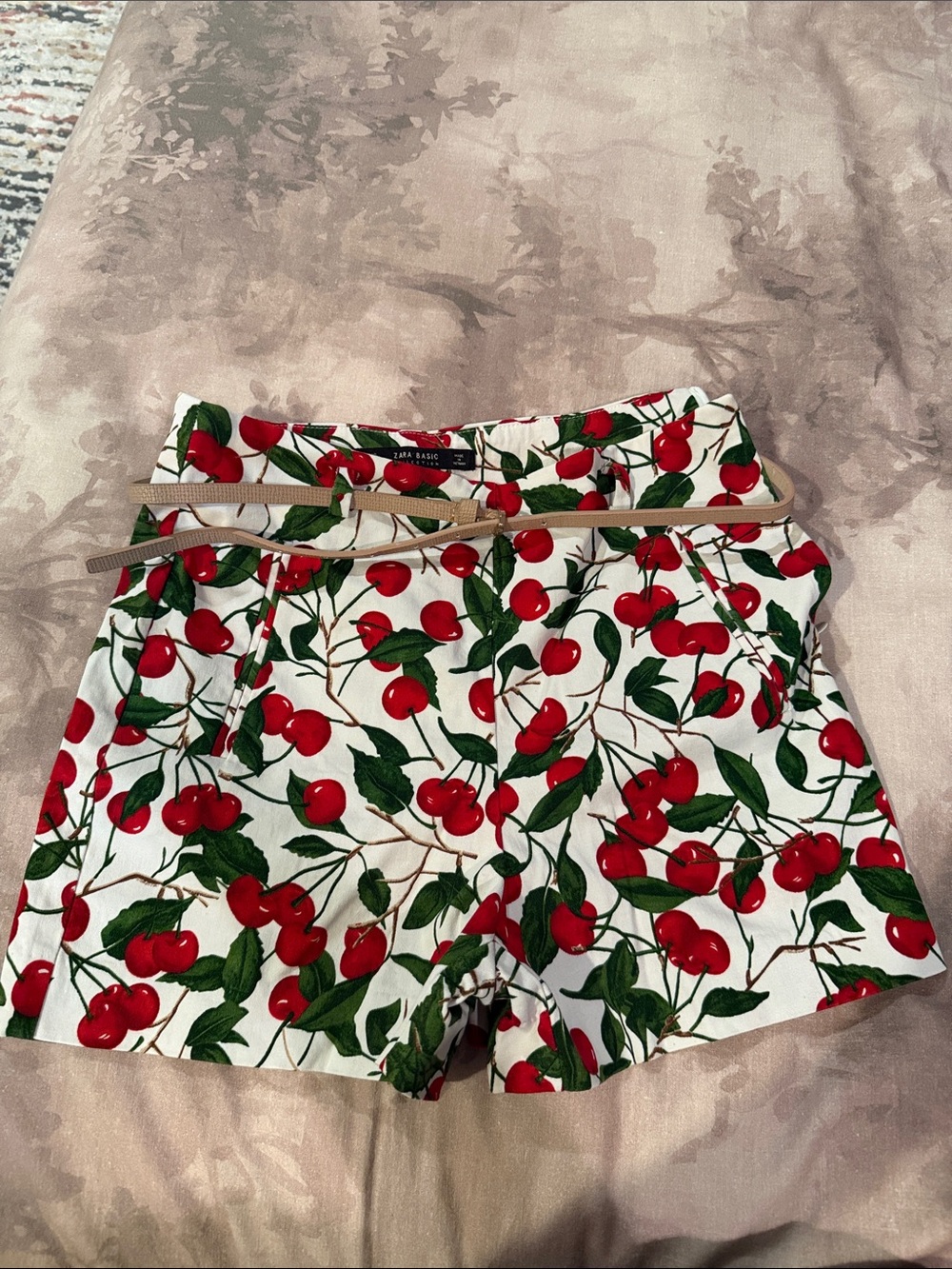 Zara White Cherry-Print High-Waist Women’s Shorts
